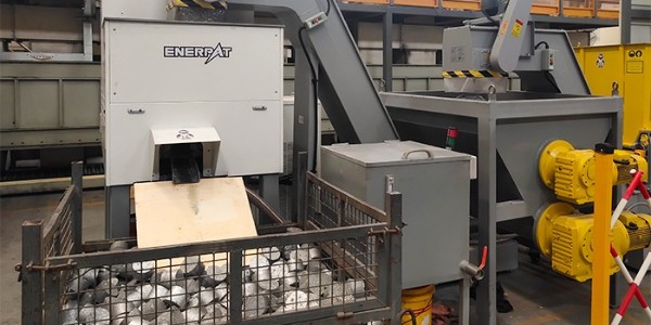 數(shù)控加工機(jī)床鋁屑怎么處理？廢鋁屑?jí)猴灆C(jī)教你一招