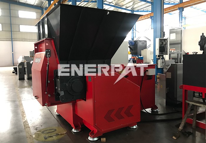 塑料撕碎機(jī)