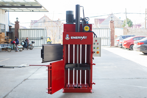 達(dá)州某化工公司定制編織袋打包機(jī)案例