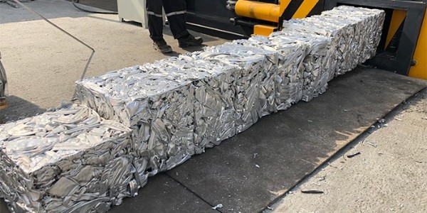 鋁合金邊角料怎么回收利用？鋁合金邊角料壓塊機(jī)帶你一探究竟！