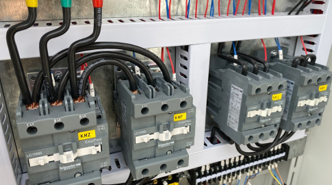 動(dòng)力系統(tǒng)