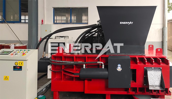 廢鋁打包壓塊機(jī)