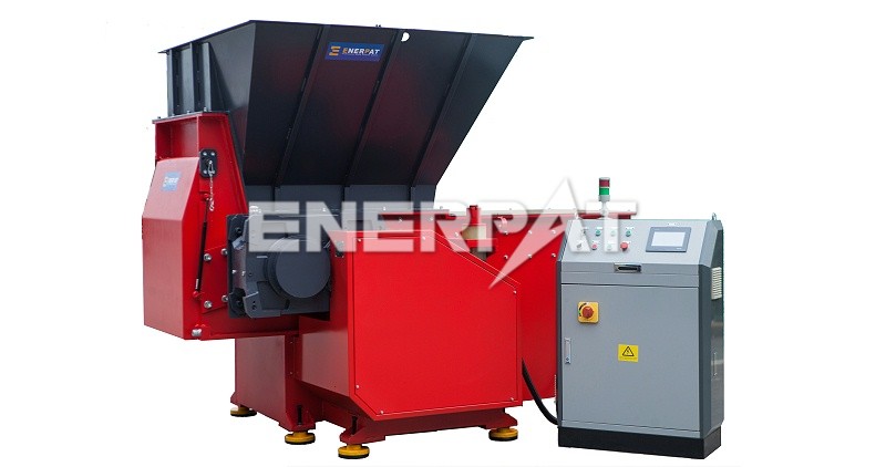 塑料撕碎機(jī)