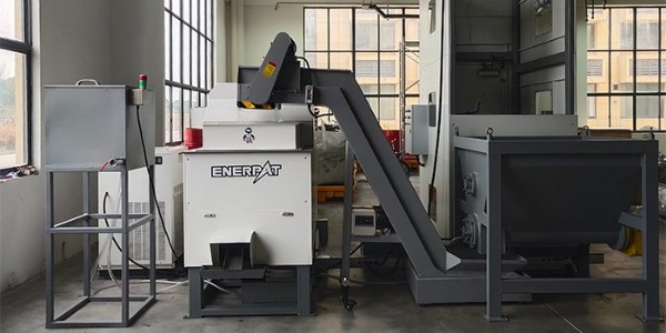 環(huán)保檢查不用愁 鋁合金屑打包壓塊機(jī)解決污染問題