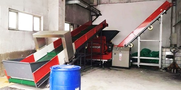 廢油桶怎么處理？油桶破碎機(jī)處理流程分享